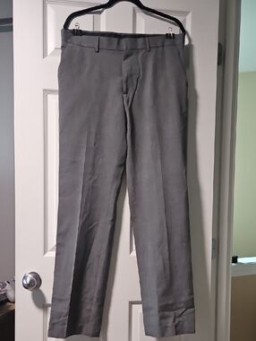 Apt. 9 Men's Light Gray Dress Trousers